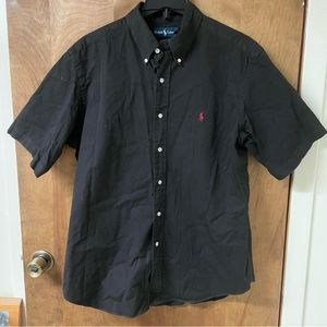 Mens Ralph Lauren classic fit shirt-sleeved button up. Size XL.
